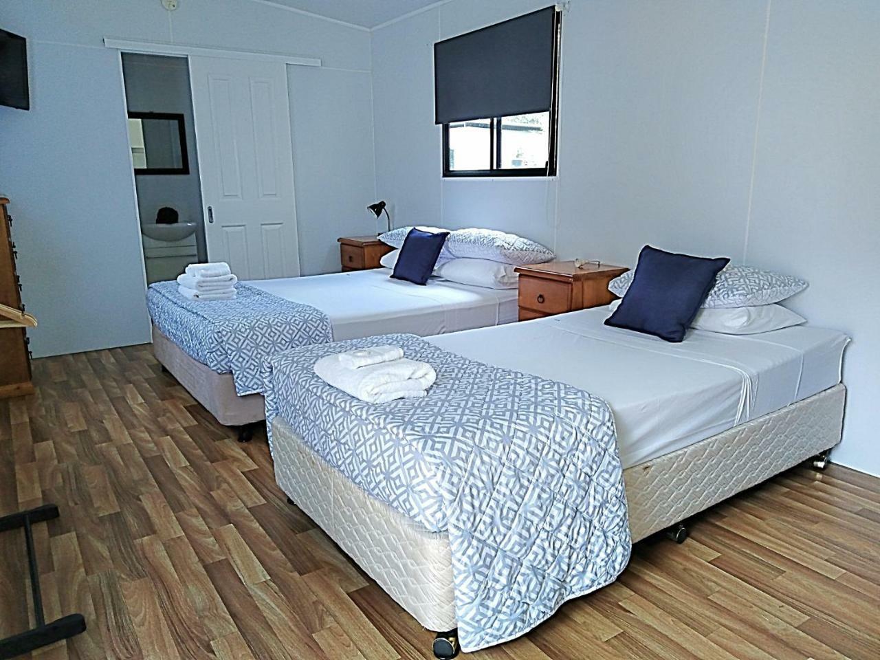Hotel Mt Larcom Tourist Park Mount Larcom Zewnętrze zdjęcie